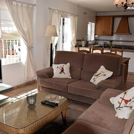 Rosana Villa *